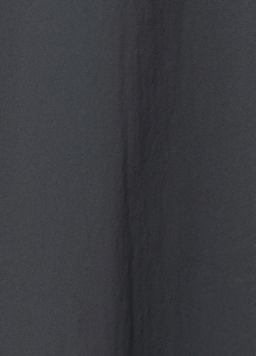 775 (9)