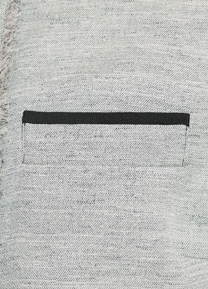 004 (9)